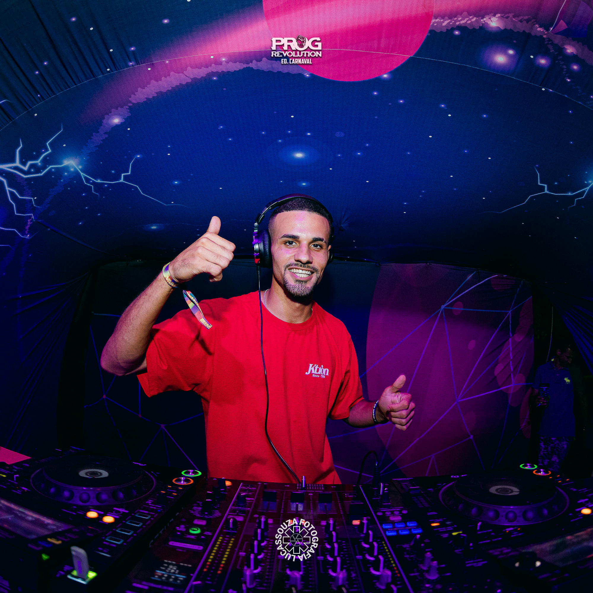 DJ SallazarK